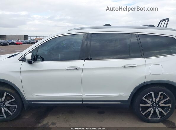 5FNYF6H65LB048791 2020 HONDA PILOT White 360 interior view