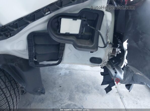 5FNYF6H88NB082602 2022 HONDA PILOT White Instrument cluster view