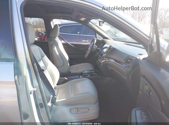 5FNYF8H01PB035680 2023 HONDA PASSPORT Silver წინა სალონის ხედი