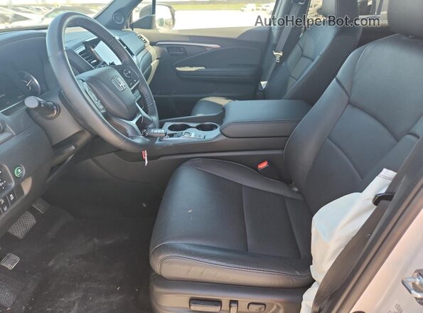 5FNYF8H58SB008528 2025 HONDA PASSPORT White 