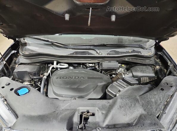 5FPYK3F53NB028148 2022 HONDA RIDGELINE Black Widok wnętrza z tyłu