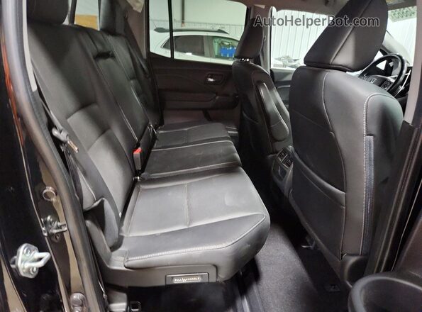 5FPYK3F53NB028148 2022 HONDA RIDGELINE Black Widok tylnych siedzeń