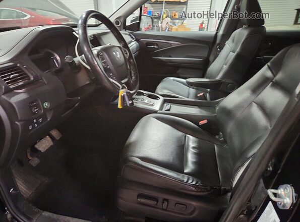 5FPYK3F53NB028148 2022 HONDA RIDGELINE Black Widok wnętrza z przodu