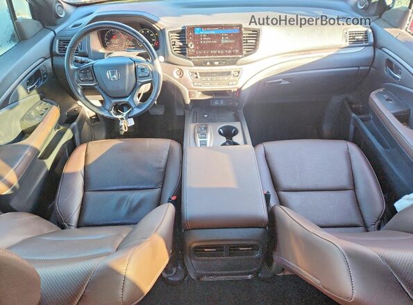 5FPYK3F57RB013626 2024 HONDA RIDGELINE Красный Вид панели приборов