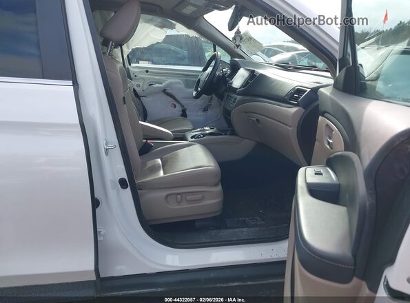 5FPYK3F59NB032138 2022 HONDA RIDGELINE White Սալոնի դիմացի տեսք
