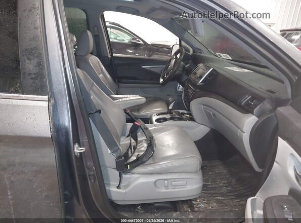 5FPYK3F5XKB010659 2019 HONDA RIDGELINE Gray Vista interior delantera