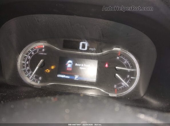 5FPYK3F5XKB010659 2019 HONDA RIDGELINE Gray Vista de los asientos traseros