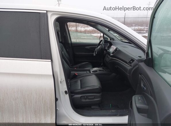 5FPYK3F72PB011944 2023 HONDA RIDGELINE White Vista interior delantera