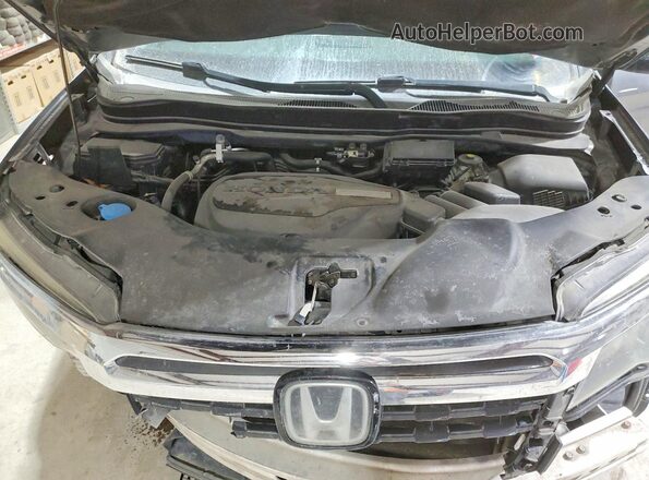 5FPYK3F75JB002596 2018 HONDA RIDGELINE Серый Вид задней части салона