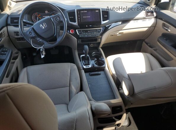 5FPYK3F79HB030783 2017 HONDA RIDGELINE Burgundy Dashboard view