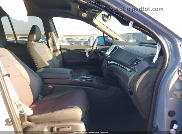 5FPYK3F84TB005405 2026 HONDA RIDGELINE Blue წინა სალონის ხედი