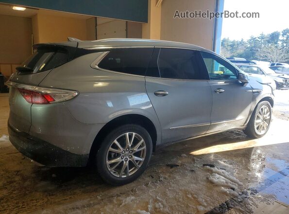 5GAEVAKW2PJ112139 2023 BUICK ENCLAVE Gray Trasero derecho