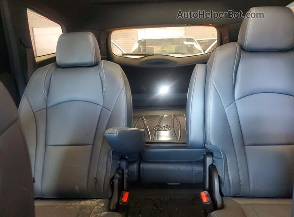 5GAEVAKW2PJ112139 2023 BUICK ENCLAVE Gray Vista de los asientos traseros