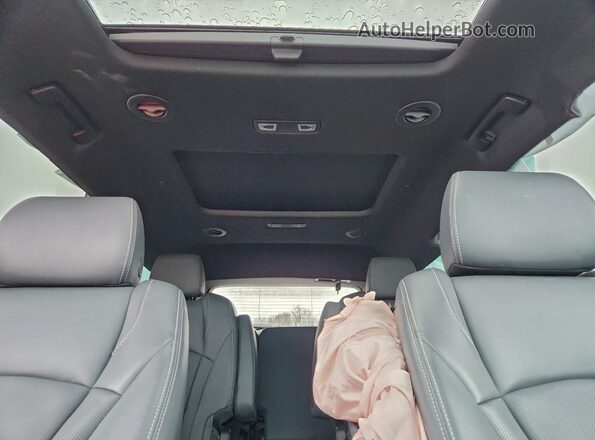 5GAEVAKW7PJ137618 2023 BUICK ENCLAVE Blue Rear seats view