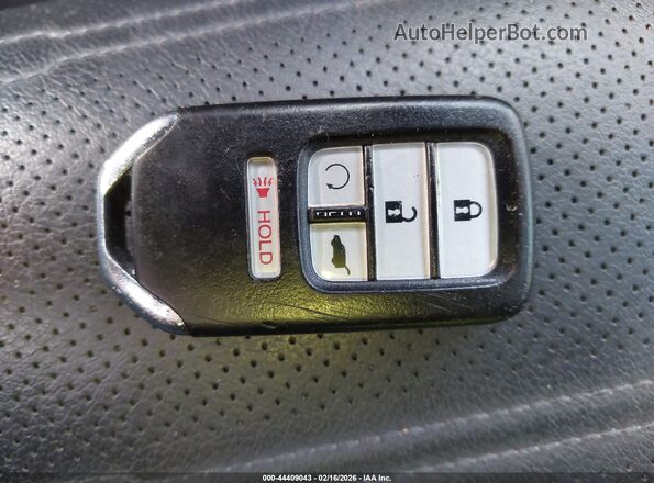 5J6RW2H91HL008956 2017 HONDA CR-V White 