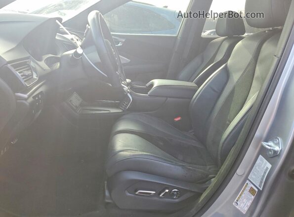 5J8TC2H84NL003582 2022 ACURA RDX Silver Front interior view