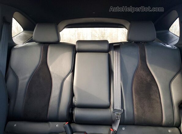 5J8TC2H84NL003582 2022 ACURA RDX Silver Rear seats view