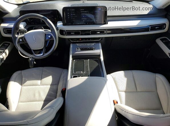 5LM5J6WC9SGL14613 2025 LINCOLN AVIATOR White Vista del salpicadero