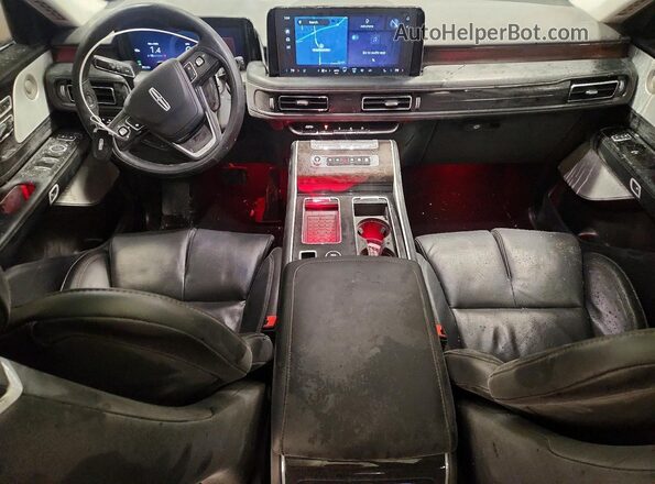 5LM5J7XC2SGL15848 2025 LINCOLN AVIATOR Black Dashboard view
