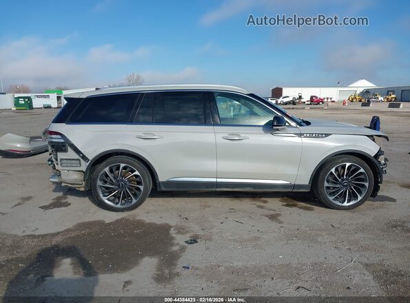 5LM5J7XC3LGL00616 2020 LINCOLN AVIATOR Gray Vista interior de 360 grados