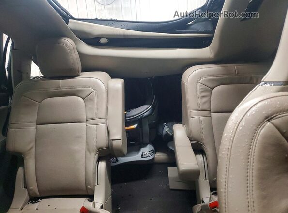 5LM5J7XC6MGL18982 2021 LINCOLN AVIATOR White Vista de los asientos traseros