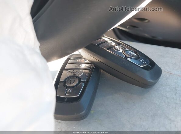5LM5J7XCXRGL05952 2024 LINCOLN AVIATOR White Vista del salpicadero