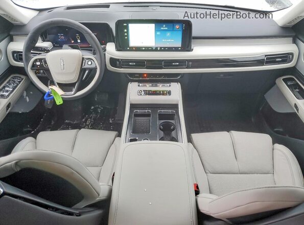 5LM5J7XCXTGL02783 2026 LINCOLN AVIATOR White Vista del salpicadero