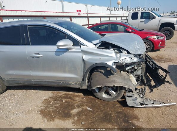 5LMCJ1C90JUL31173 2018 LINCOLN MKC Silver სალონის 360-გრადუსიანი ხედი