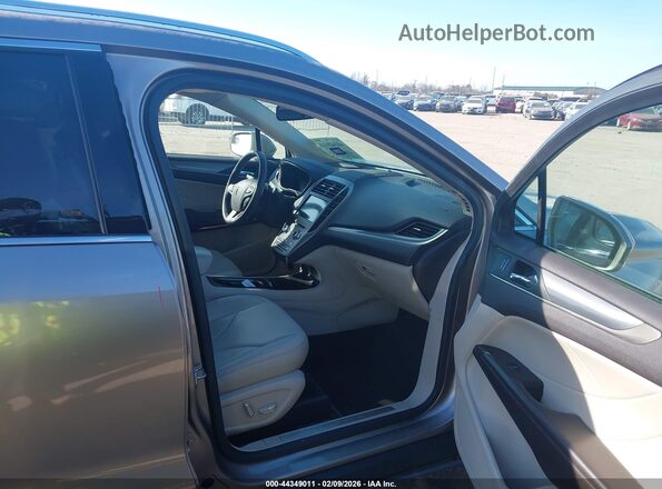 5LMCJ1C91JUL33014 2018 LINCOLN MKC Tan წინა სალონის ხედი