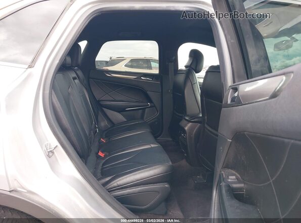5LMCJ1C92HUL09637 2017 LINCOLN MKC Silver VIN sticker view