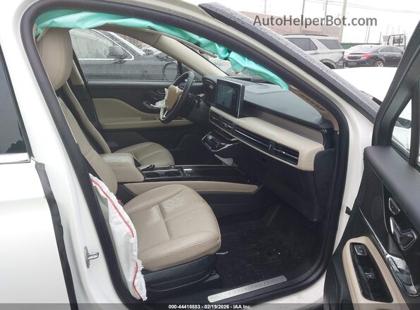 5LMCJ1DA4SUL23796 2025 LINCOLN CORSAIR White Widok wnętrza z przodu