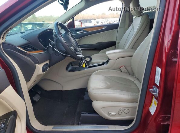 5LMCJ2C95KUL30141 2019 LINCOLN MKC Red Вид салону спереду