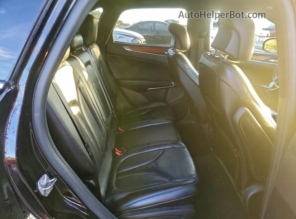 5LMCJ2C95KUL46405 2019 LINCOLN MKC Black 