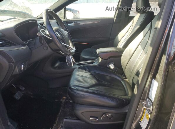5LMCJ2C97HUL21126 2017 LINCOLN MKC Black Вид салону спереду