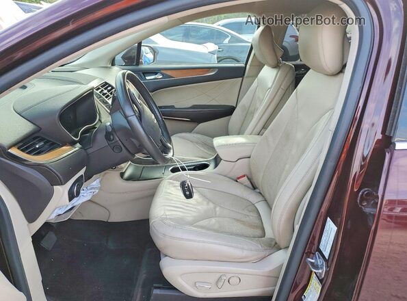 5LMCJ2C98HUL32796 2017 LINCOLN MKC Maroon Widok deski rozdzielczej