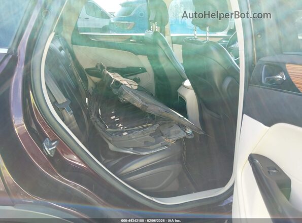 5LMCJ2C9XGUJ19699 2016 LINCOLN MKC Red Вид наклейки з VIN-кодом