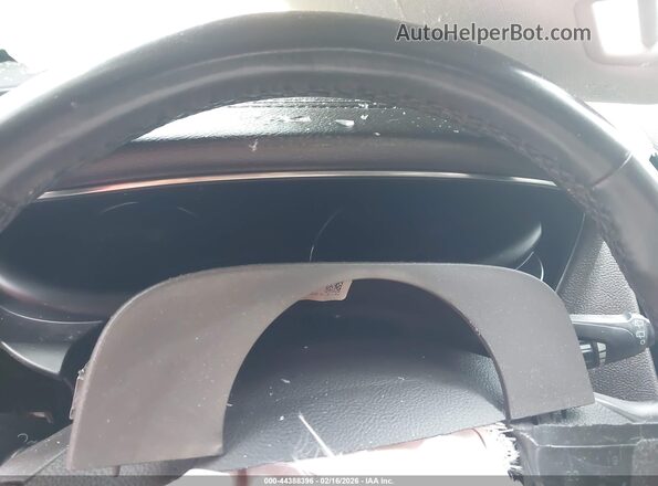 5LMCJ3C96KUL07828 2019 LINCOLN MKC White Rear seats view