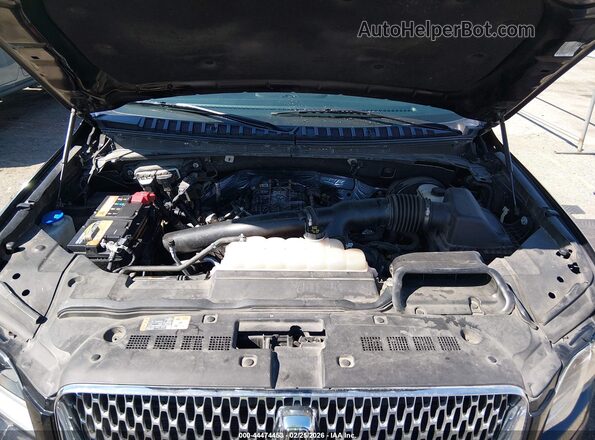 5LMJJ2KTXMEL02871 2021 LINCOLN NAVIGATOR Черный Вид сзади