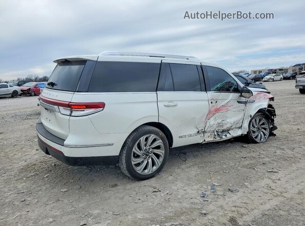 5LMJJ2LG4REL17780 2024 LINCOLN NAVIGATOR White Trasero derecho
