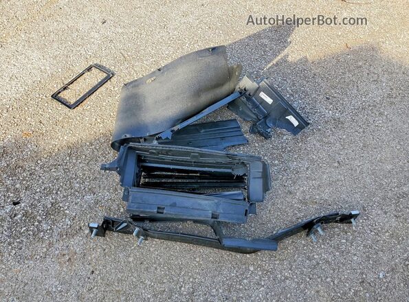 5LMJJ2LG4SEL12200 2025 LINCOLN NAVIGATOR Белый Вид наклейки с VIN-кодом