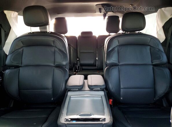 5LMJJ2LG4SEL12200 2025 LINCOLN NAVIGATOR Белый Вид задних сидений