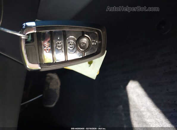 5LMJJ2LG5SEL00959 2025 LINCOLN NAVIGATOR White Widok deski rozdzielczej