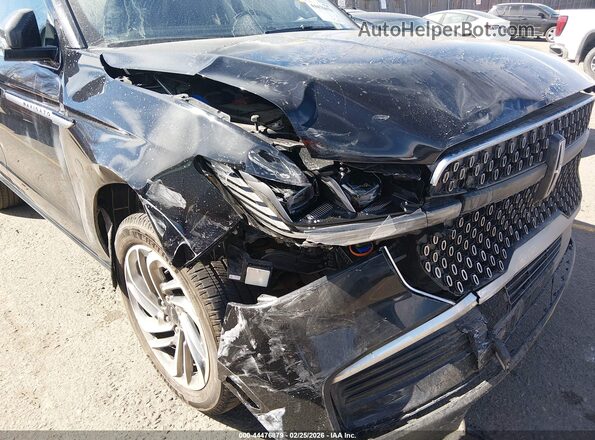 5LMJJ2LG9SEL02505 2025 LINCOLN NAVIGATOR Черный Вид спереди