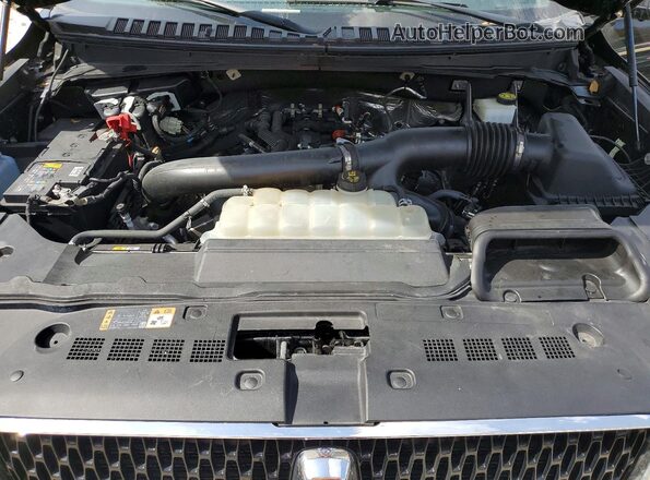 5LMJJ2LGXPEL10846 2023 LINCOLN NAVIGATOR Black Widok komory silnika