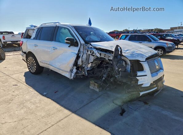 5LMJJ2LT0KEL17455 2019 LINCOLN NAVIGATOR White Передня права чверть