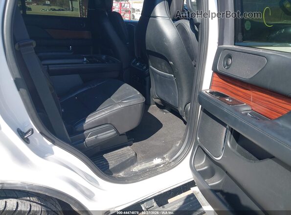 5LMJJ2LT7JEL07004 2018 LINCOLN NAVIGATOR Белый Вид наклейки с VIN-кодом
