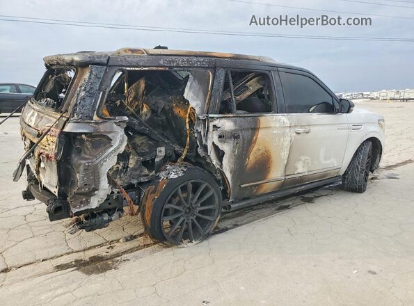 5LMJJ2LT8LEL06303 2020 LINCOLN NAVIGATOR Белый Задняя правая четверть