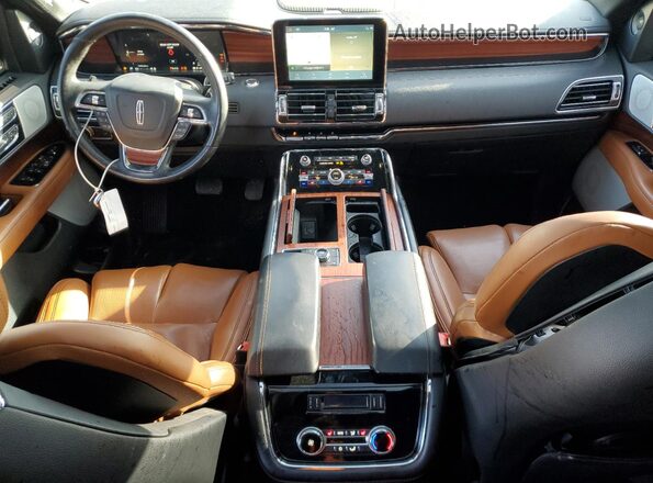 5LMJJ2LT8LEL23408 2020 LINCOLN NAVIGATOR Black Widok deski rozdzielczej