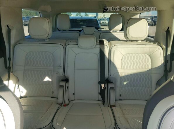 5LMJJ2TG4PEL02161 2023 LINCOLN NAVIGATOR Белый 