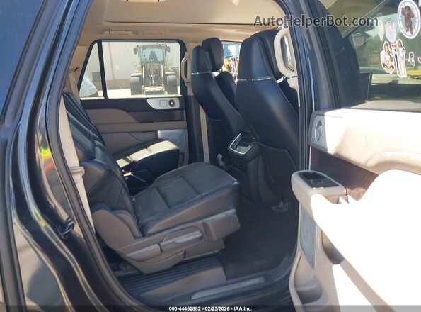 5LMJJ3LGXPEL02008 2023 LINCOLN NAVIGATOR Gray VIN კოდის სტიკერის ხედი